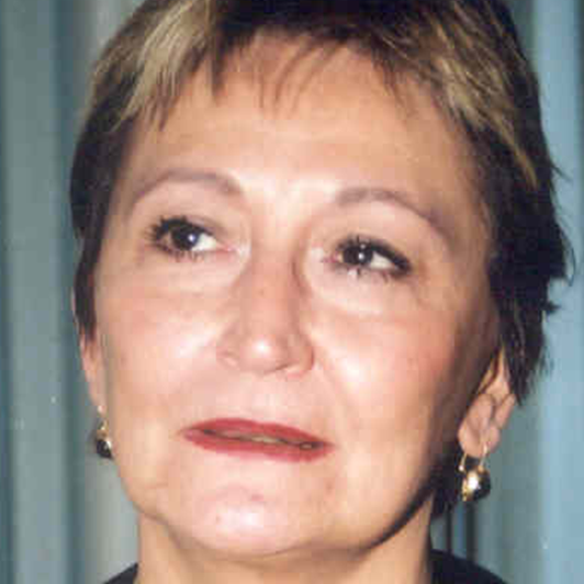 Pınar Kür